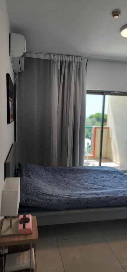 Apartamento דירת חדר יפה ונעימה באיזור פסטורלי ושקט Zikhron Ya'akov Exterior foto