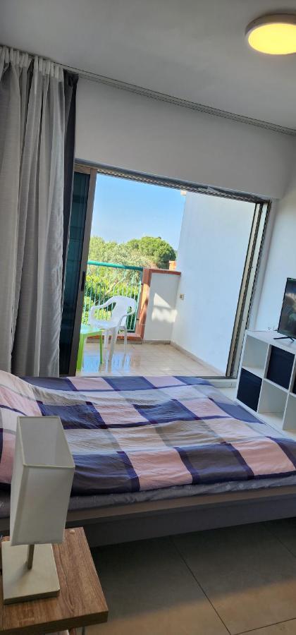 Apartamento דירת חדר יפה ונעימה באיזור פסטורלי ושקט Zikhron Ya'akov Exterior foto